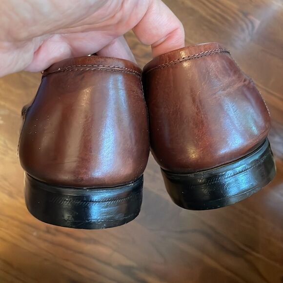 Giorgio Brutini Le Glove brown woven toe tassel slip on loafers - Picture 4 of 8